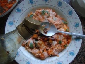 加入酱油、橄榄油。