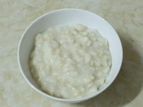 燕麦粥是这种熬到特别粘稠的状态的。