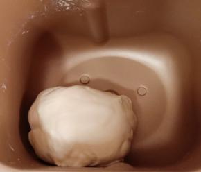 启动生面团程序，揉至光滑的面团。