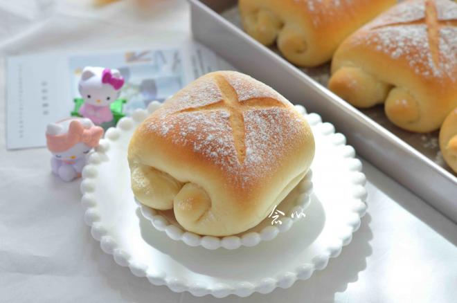 牛奶面包卷