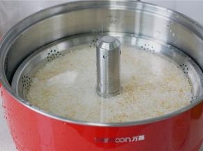 看文字可能不清楚，看图就清楚了，就是如图这样子的用量水。