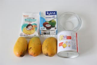 准备好食材，纯净水可以用牛奶代替，会更加的香浓。