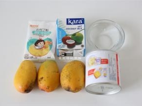 准备好食材，纯净水可以用牛奶代替，会更加的香浓。
