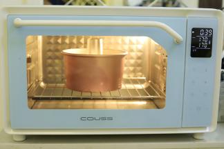 烤箱预热170度，上下火，中下层40分钟.