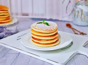 筛上一层糖霜即可食用。