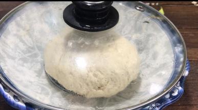 盖上盖子醒发10分钟