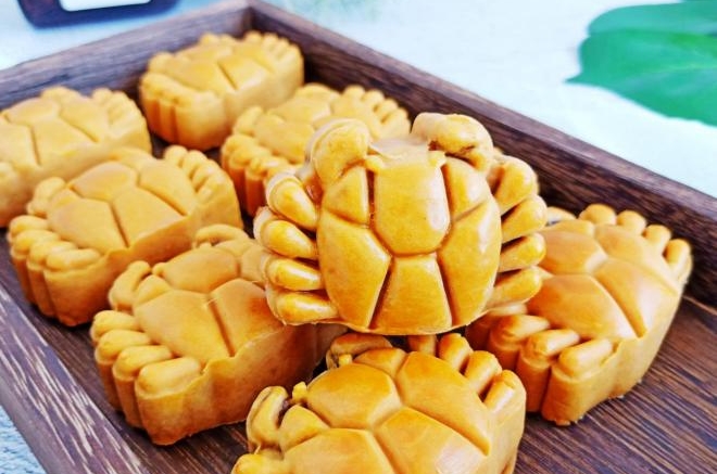 网红螃蟹月饼