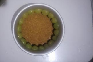 在模具中摆一圈