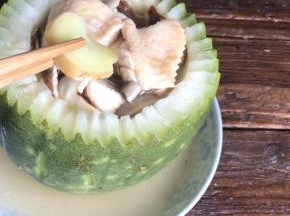 出锅后夹出姜片丢弃