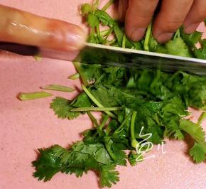 香菜切段