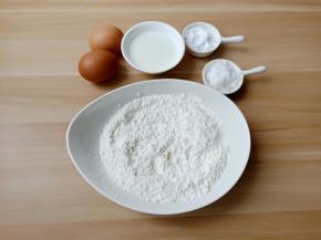 所有食材都称重备用。