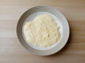 搅拌至无干粉即可（不要过度搅拌，以免面粉起筋会不松软）