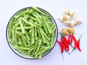 准备好所有食材。