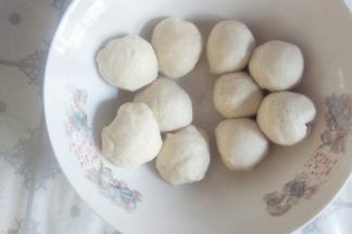 把面团不用揉均分成10等份