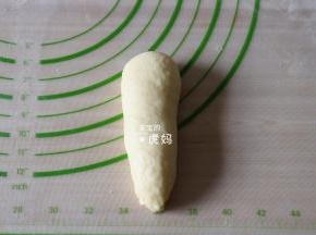 搓成胡萝卜形状；