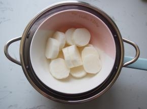 放入蒸锅蒸熟