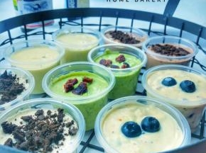 全部完成，10个，5种口味～冷冻～4小时以上～可以吃啦～拿出来太硬的时候挖不动，家用冰箱都是冷冻-18度的，稍微回暖一下，几分钟，冰淇淋最佳口感是-8度至-10度的样子～