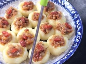 10分钟后关火焖一下，再取出