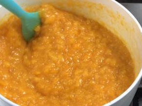 沸腾后容易溅出来，小心烫伤