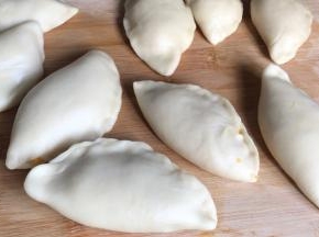 全部包完，用煎饼铛或者平底锅