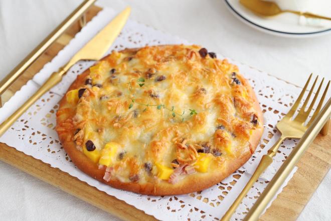 低热量的水果培根披萨
