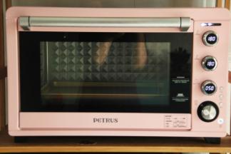 烤箱一定要提前预热，预热足够时间才可以，上下180度预热。