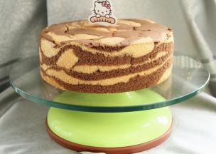 看，成品然后，锯齿刀切割，吃不完密封冷藏即可。