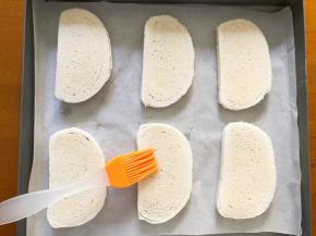 两面都刷上一层玉米油