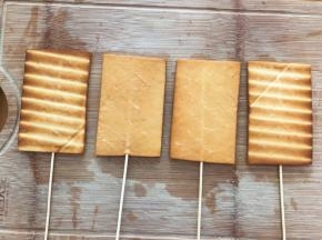 用刀两面划出口