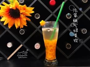 这款水果茶冰冰凉凉、桃香茶香相互辉映，非常好喝！