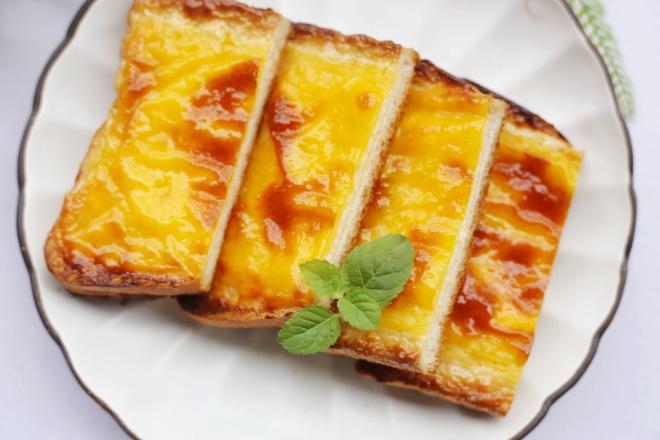 脆底芝士蜂蜜吐司