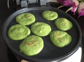 开盖后，煎至两面微黄即可