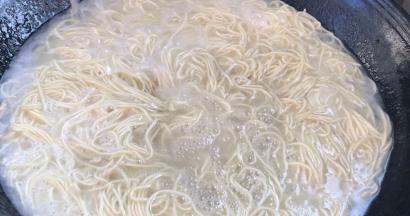 一次可以多煮点，下餐可以直接加配料拌食