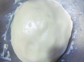 静置2个半小时。