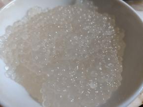 煮好的西米透明，中间没有白点。