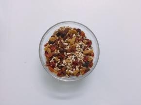 将所有的馅料混合均匀备用