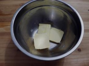黄油切块室温软化