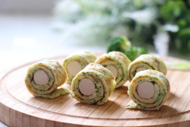 西蓝花卷香肠，小朋友爱吃