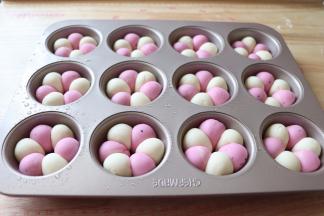 继续发酵到明显涨高，约8分满。