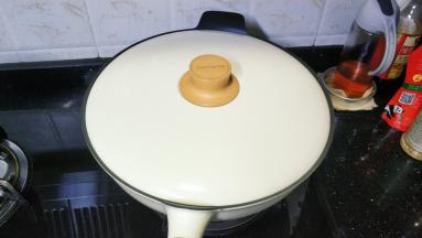 盖上盖子煮5分钟