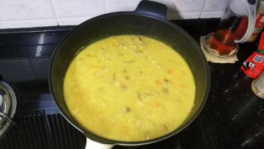 继续咕噜咕噜煮2分钟