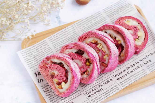 火龙果麻薯面包