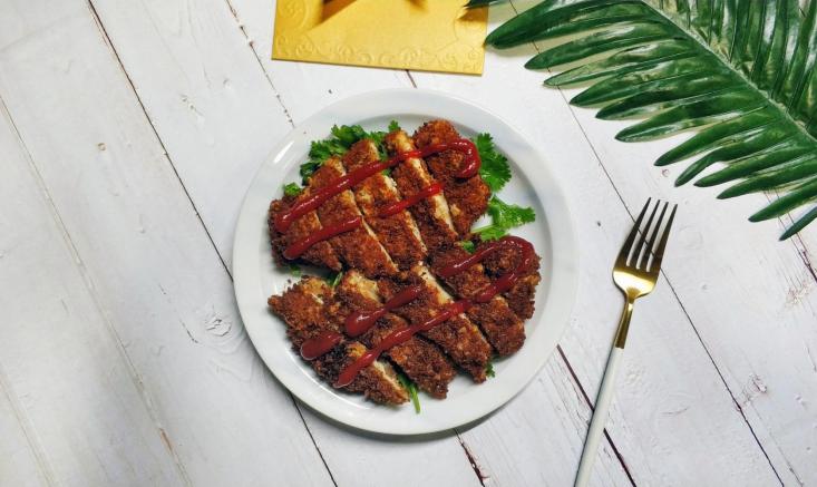 香酥鸡胸肉排