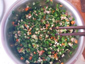 顺时针搅拌均匀。