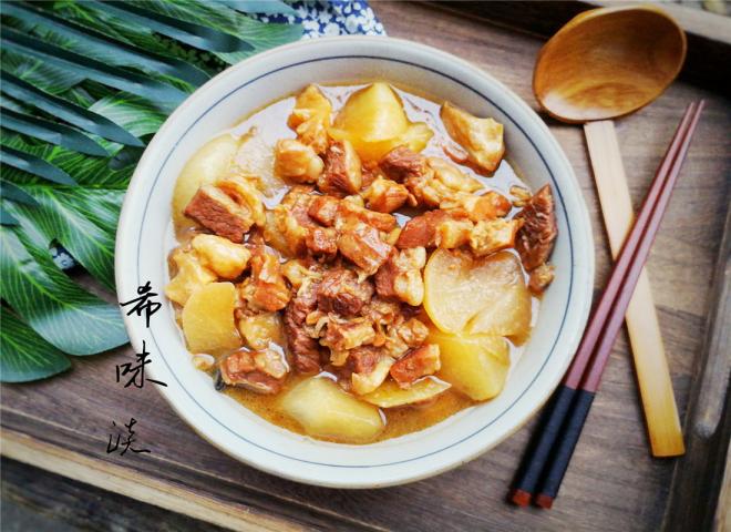 萝卜炖牛腩