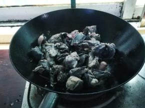 翻炒均匀