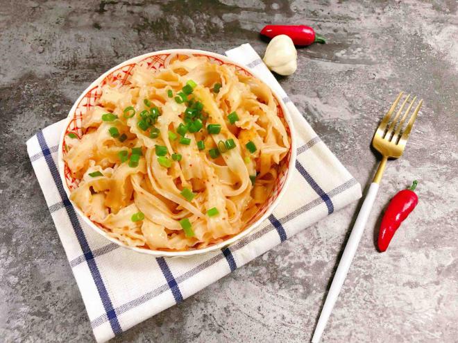 简单快手油泼面