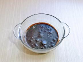 做好的奥利奥牛奶，放入器具中备用。