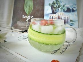 看被子外边的水珠，凉爽~