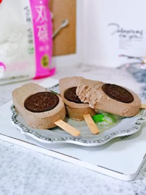 咬一口，嗯香浓顺滑，回味无穷。